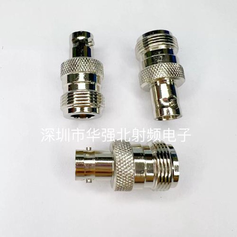F头接插件在电子设备连接中的重要性